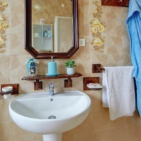 La Pineta Holiday home Latignano